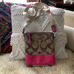 Coach Wallet Cross Body Bag